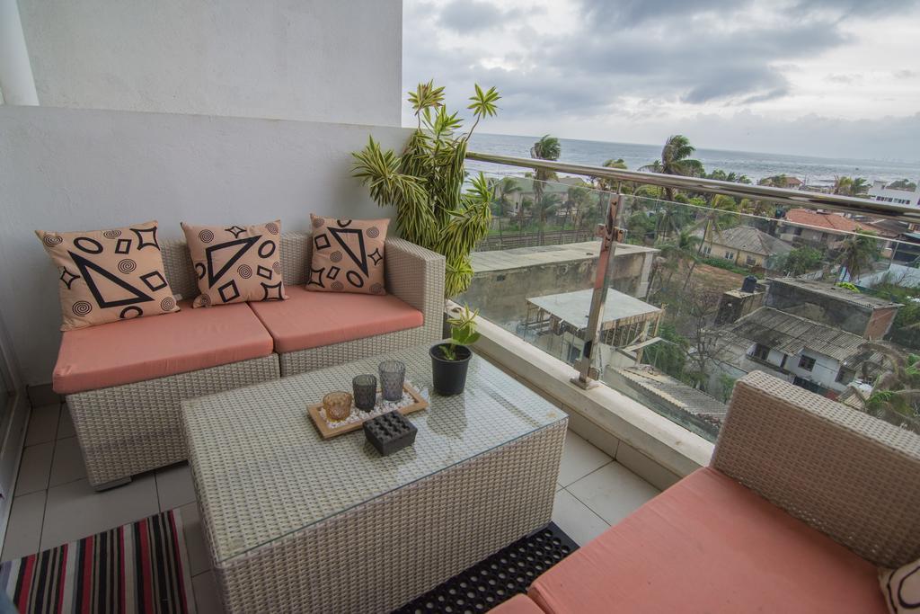 Cozy Sea View Luxury Apartment, Fully Furnished, 2 Bedrooms, 2 Bathrooms Dehiwala-Mount Lavinia Exteriör bild