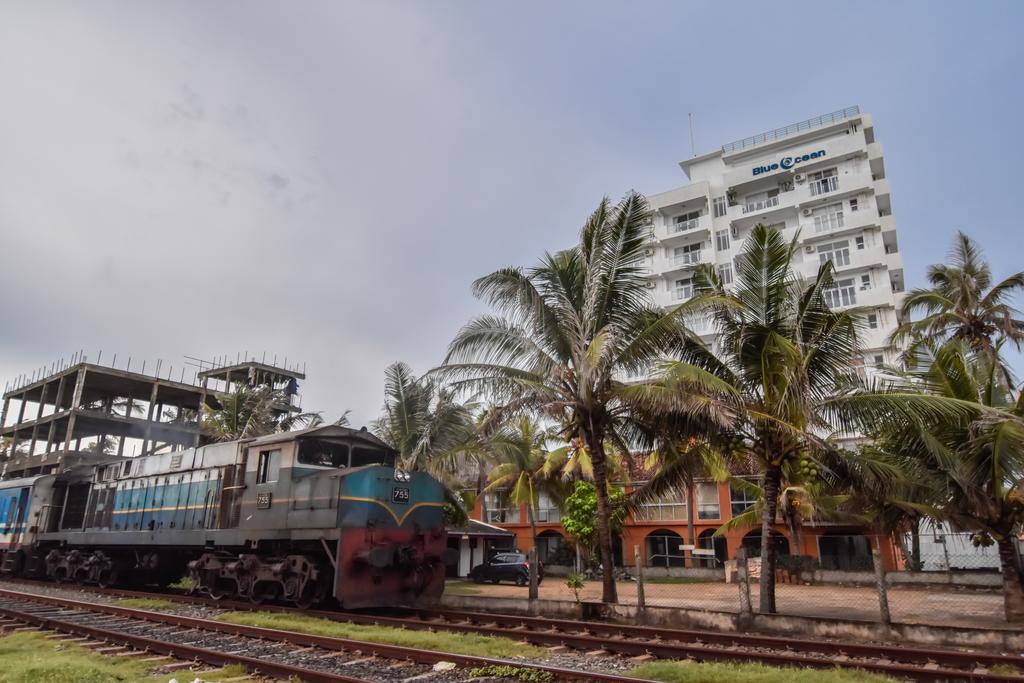 Cozy Sea View Luxury Apartment, Fully Furnished, 2 Bedrooms, 2 Bathrooms Dehiwala-Mount Lavinia Exteriör bild